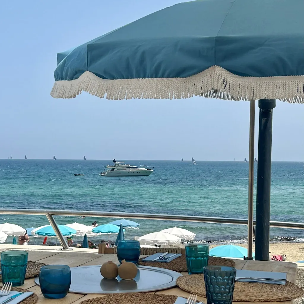 Christiane J_BARCO BEACH_Sainte-Maxime_review