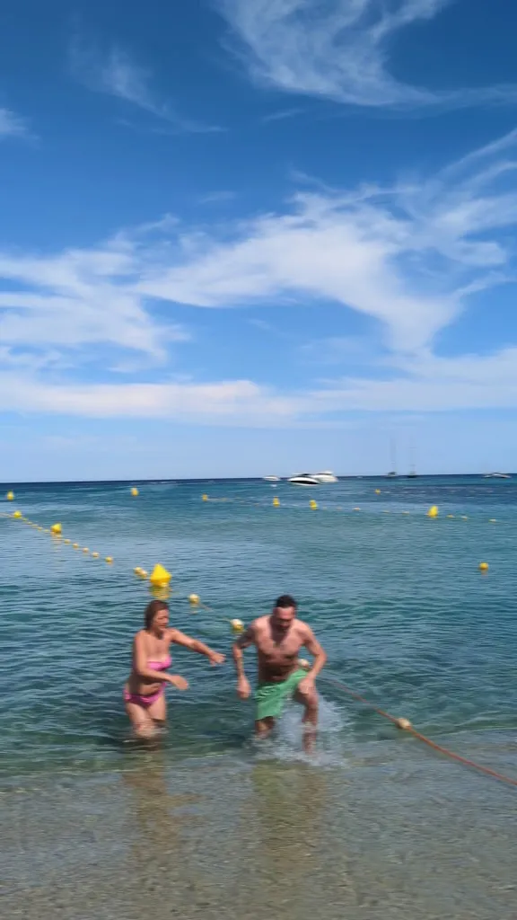 A L ə X_Prao Plage_Sainte-Maxime_review