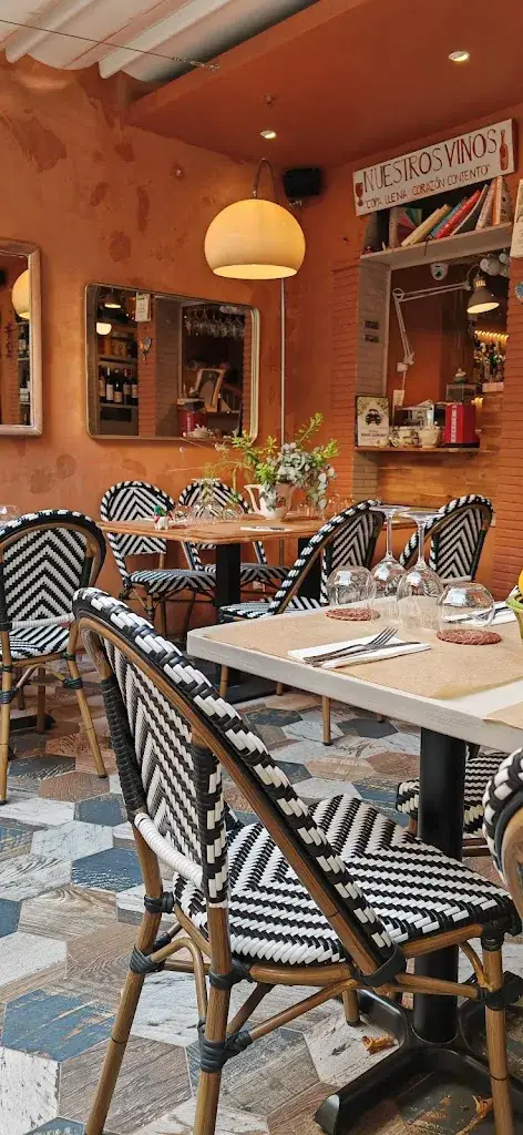 Tina_Un beso restaurante_Sainte-Maxime_review