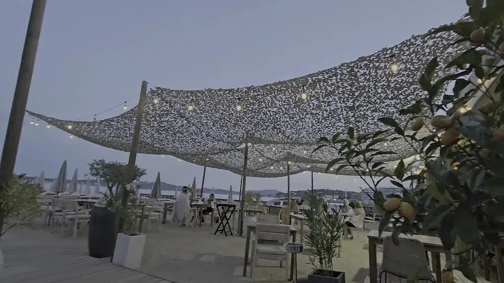 Nino_Sainte-Maxime_slider_image_2