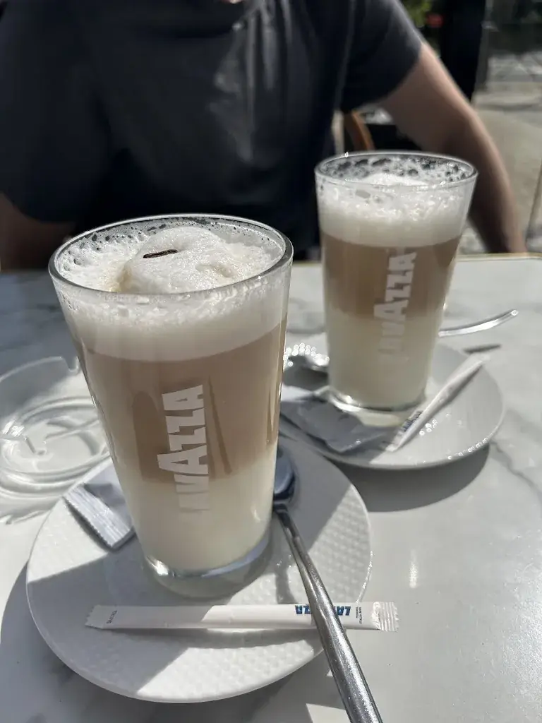 Local Guide_Café Maxime_Sainte-Maxime_review