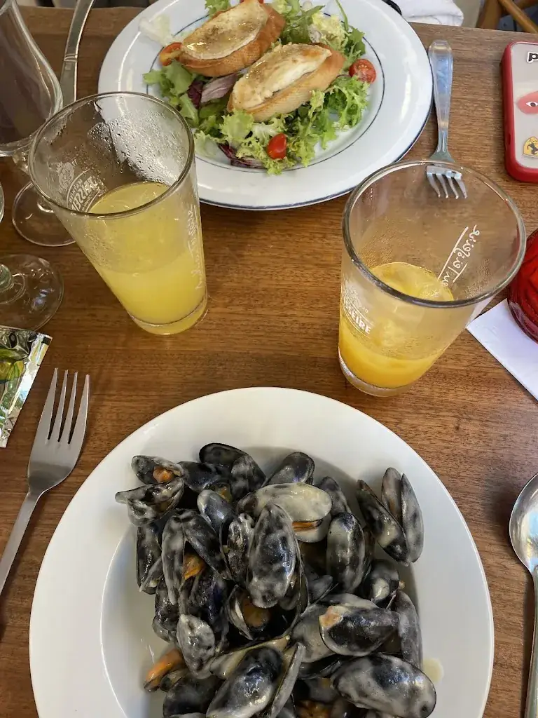 Chez Sophie_Sainte-Maxime_slider_image_3