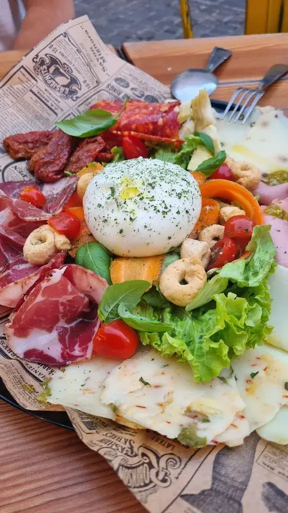 Mimi M.L._Basilico_Sainte-Maxime_review