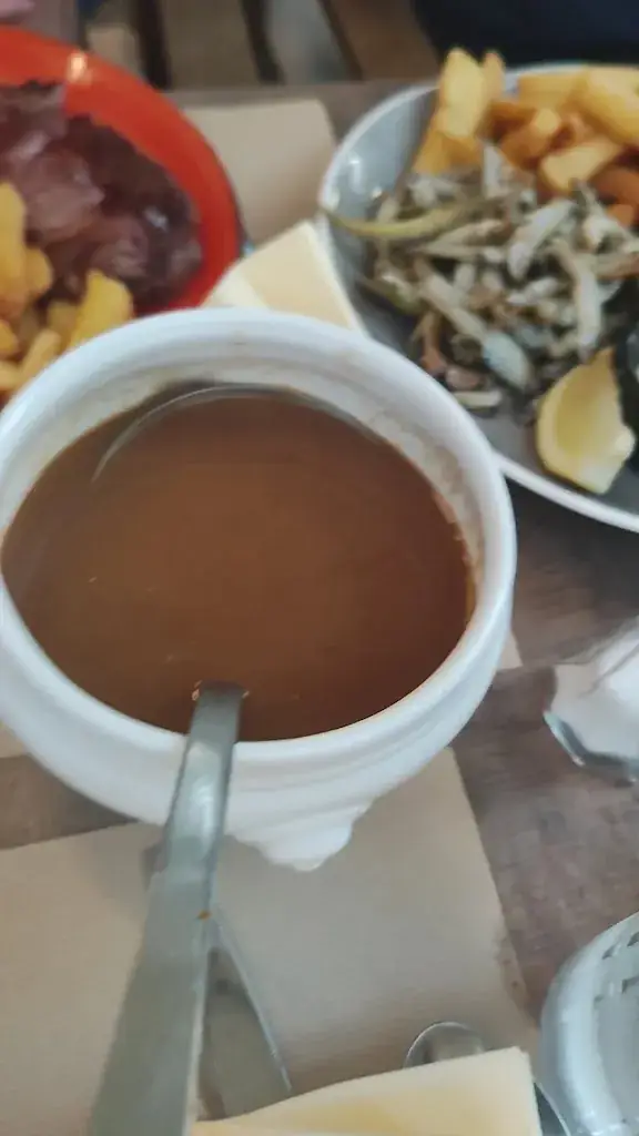 Brasserie L'Escapade_Sainte-Maxime_slider_image_2