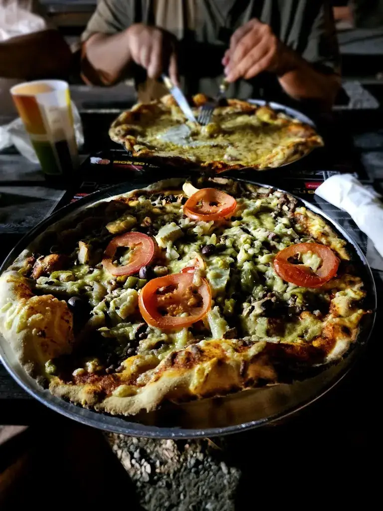 Nicolás Vargas_Pizzas Manon_Sainte-Maxime_review