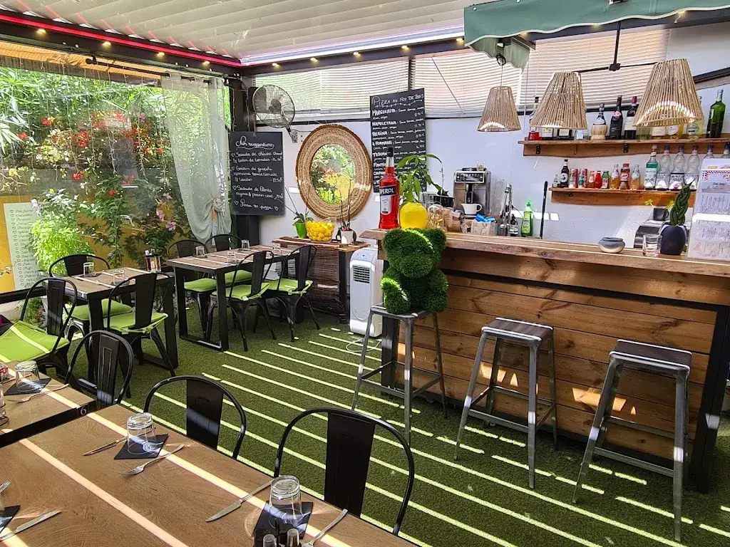 Beat A. Schwendimann_Little Italy Sainte Maxime_Sainte-Maxime_recensione