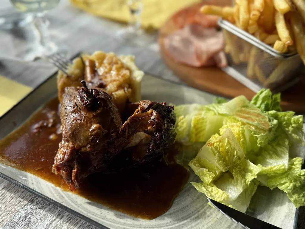 Nik Zandian_La Famiglia_Tanneron_review