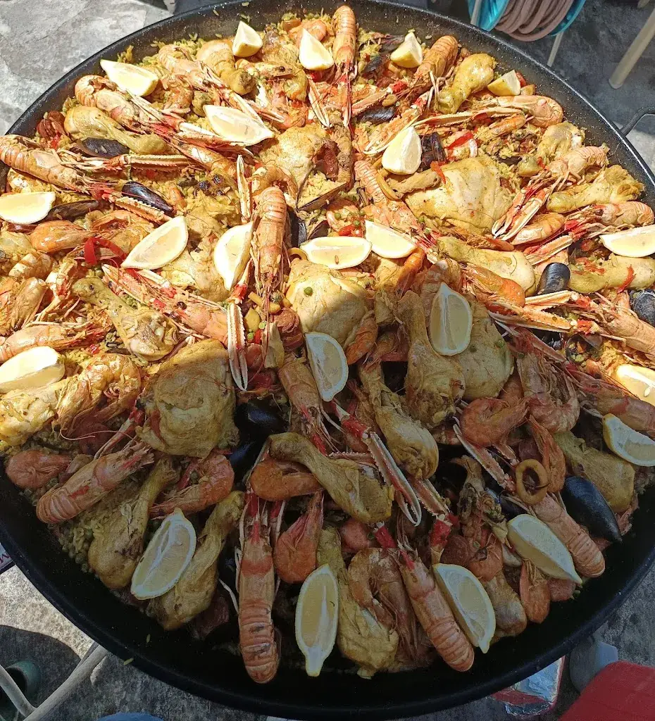 Chez Mimile - Restaurant Pizzeria_Tanneron_slider_image_1