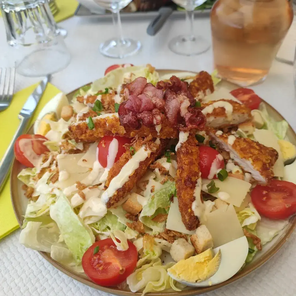 Eberhard Hauser_Café Restaurant des Voyageurs_Tanneron_review