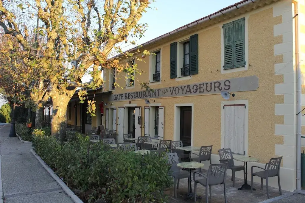 Café Restaurant des Voyageurs_Tanneron_slider_image_3