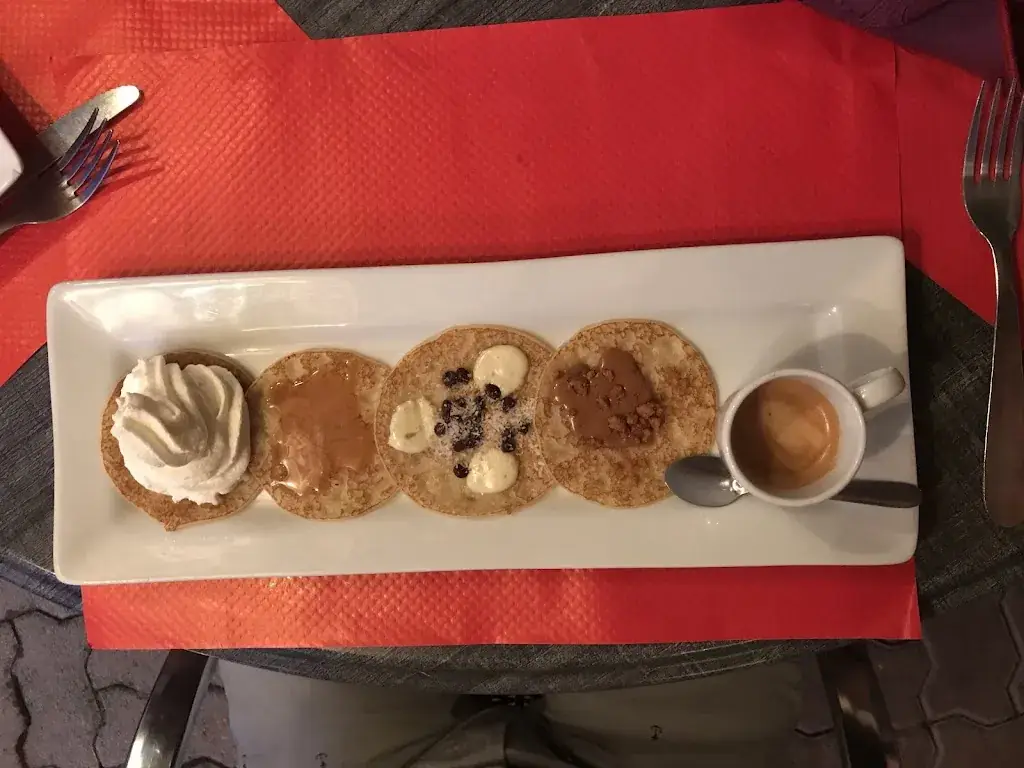 Gert-Jan van Rietschoten_La Bouteille à la Mer_Vidauban_review