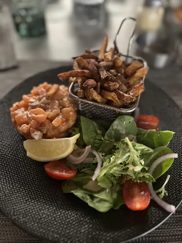 Le Dz Restaurant - Lounge Bar_Tallard_slider_image_3