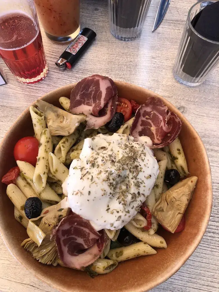 pierre bernardet_Restaurant de l aérodrome LE JUMP_Tallard_review