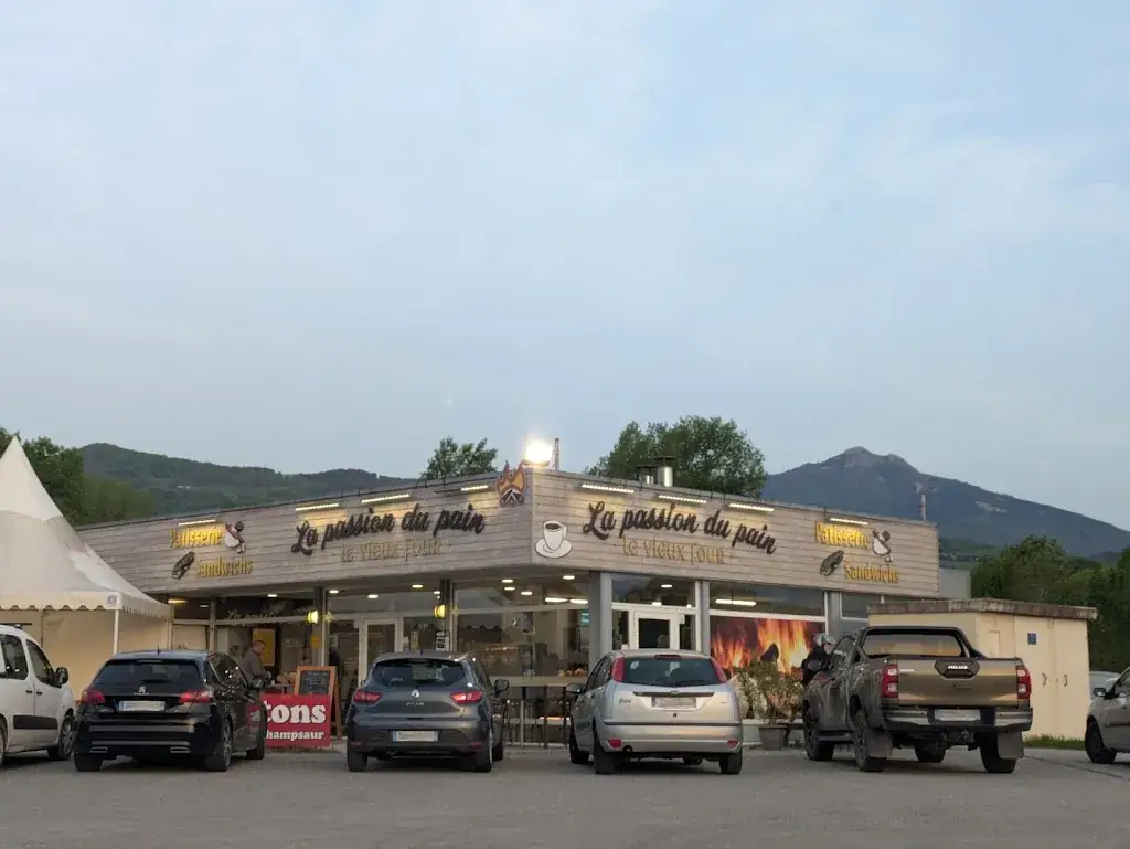 Boulangerie Le Vieux Four_Tallard_slider_image_3