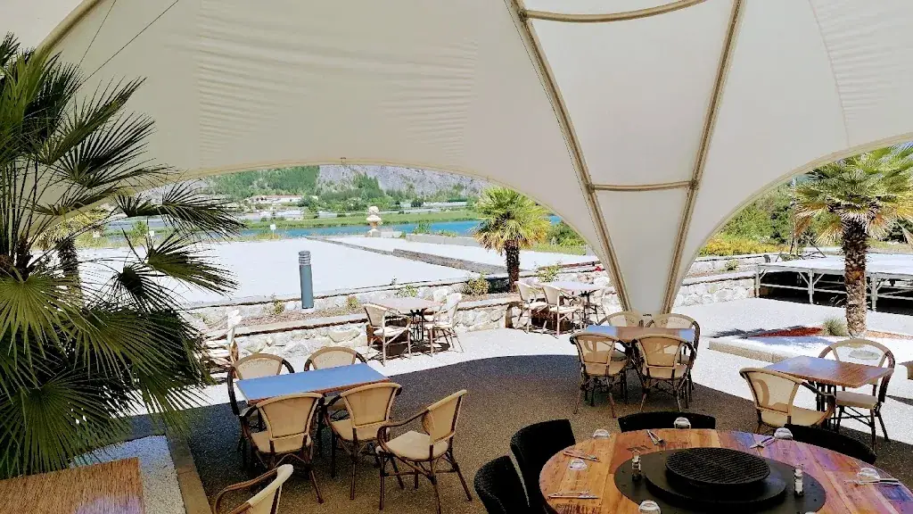 L'Itinéraire_Curbans_slider_image_1