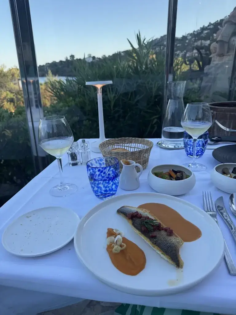 Lauren Mosser_La Maréa_Théoule-sur-Mer_recensione