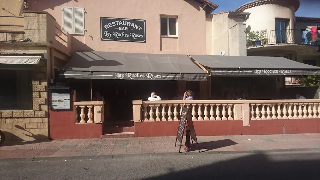 Les Roches Roses restaurant in Théoule-sur-Mer