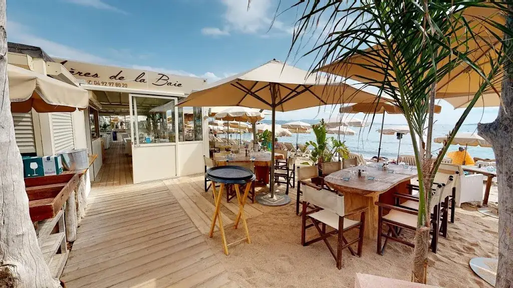 Les Frères de la baie restaurant in Théoule-sur-Mer