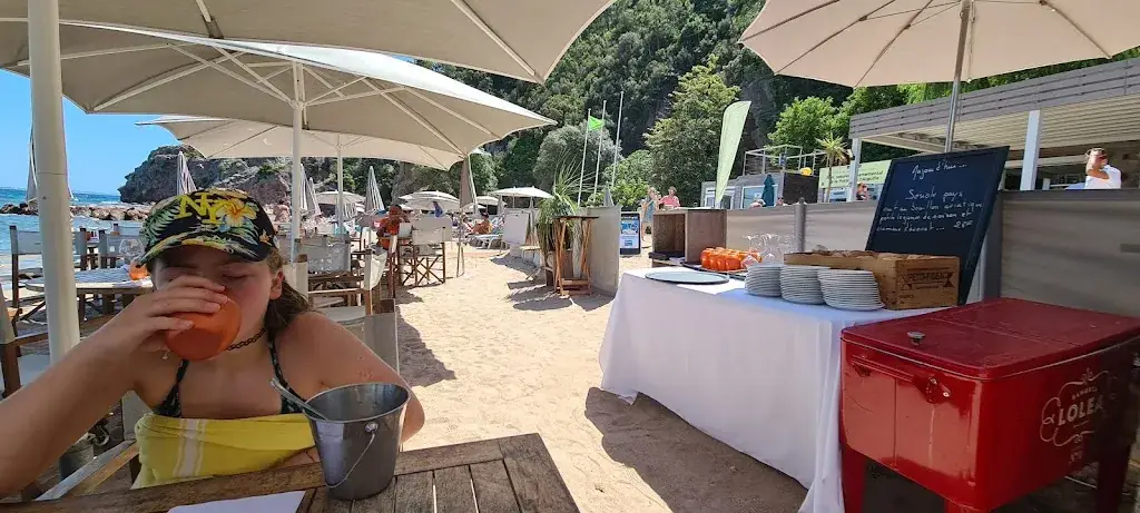 William De'Ath_Restaurant Plage L'Aiguille_Théoule-sur-Mer_review