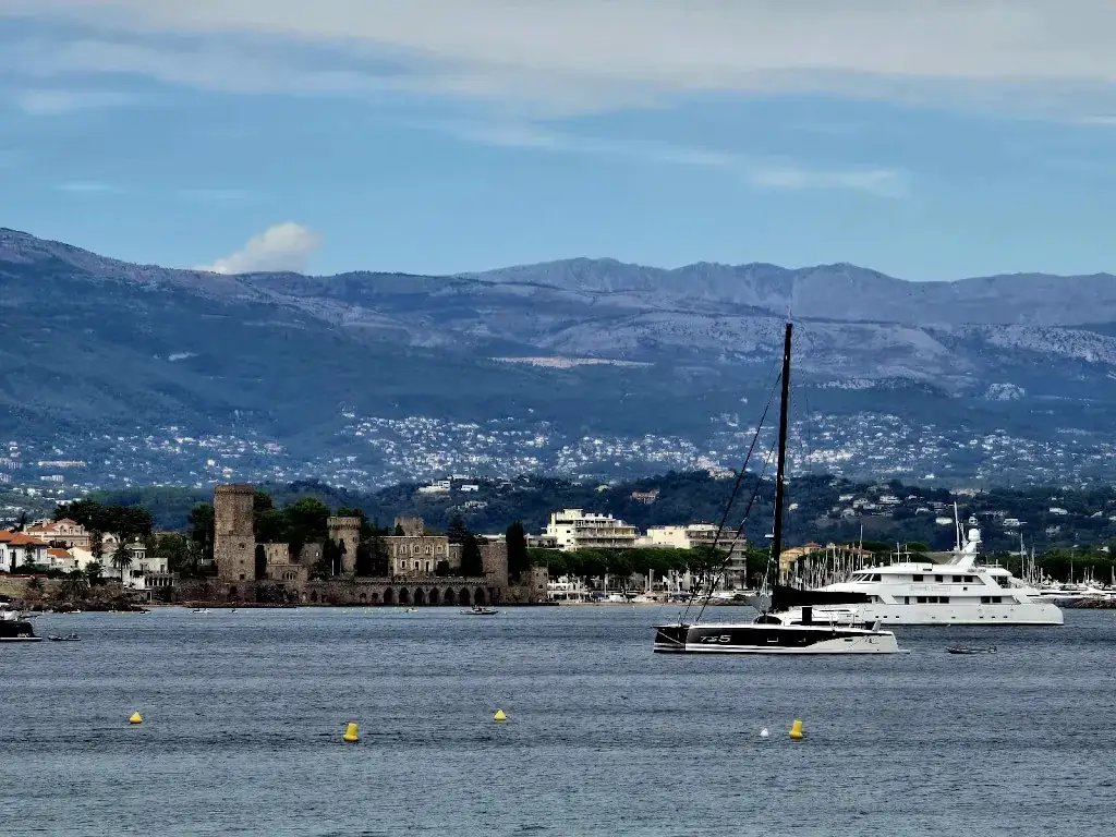 Jan Hartley_Le Bistrot de Lérins_Théoule-sur-Mer_review