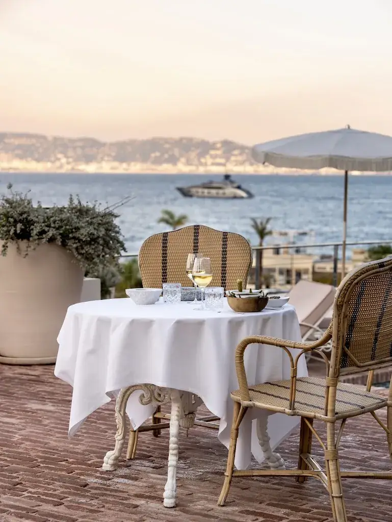 Mareluna_Théoule-sur-Mer_slider_image_1