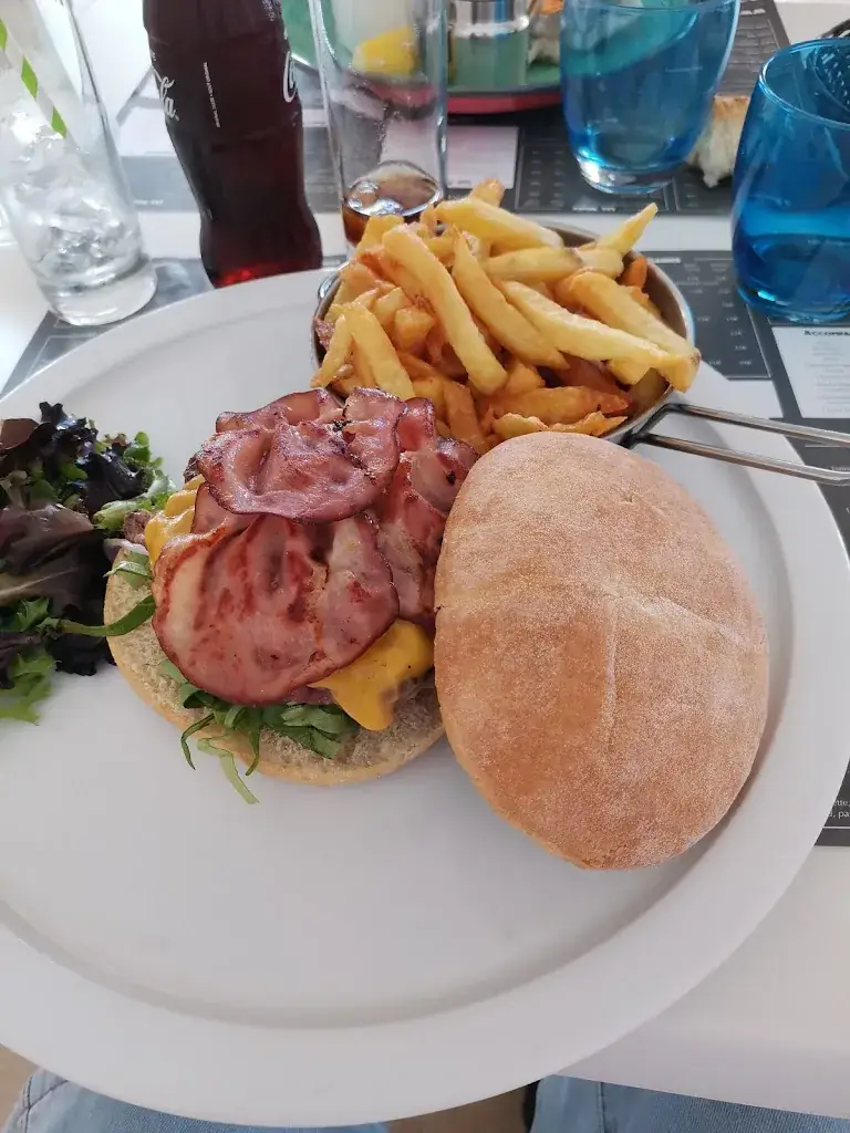 Club d'été restaurant in Théoule-sur-Mer