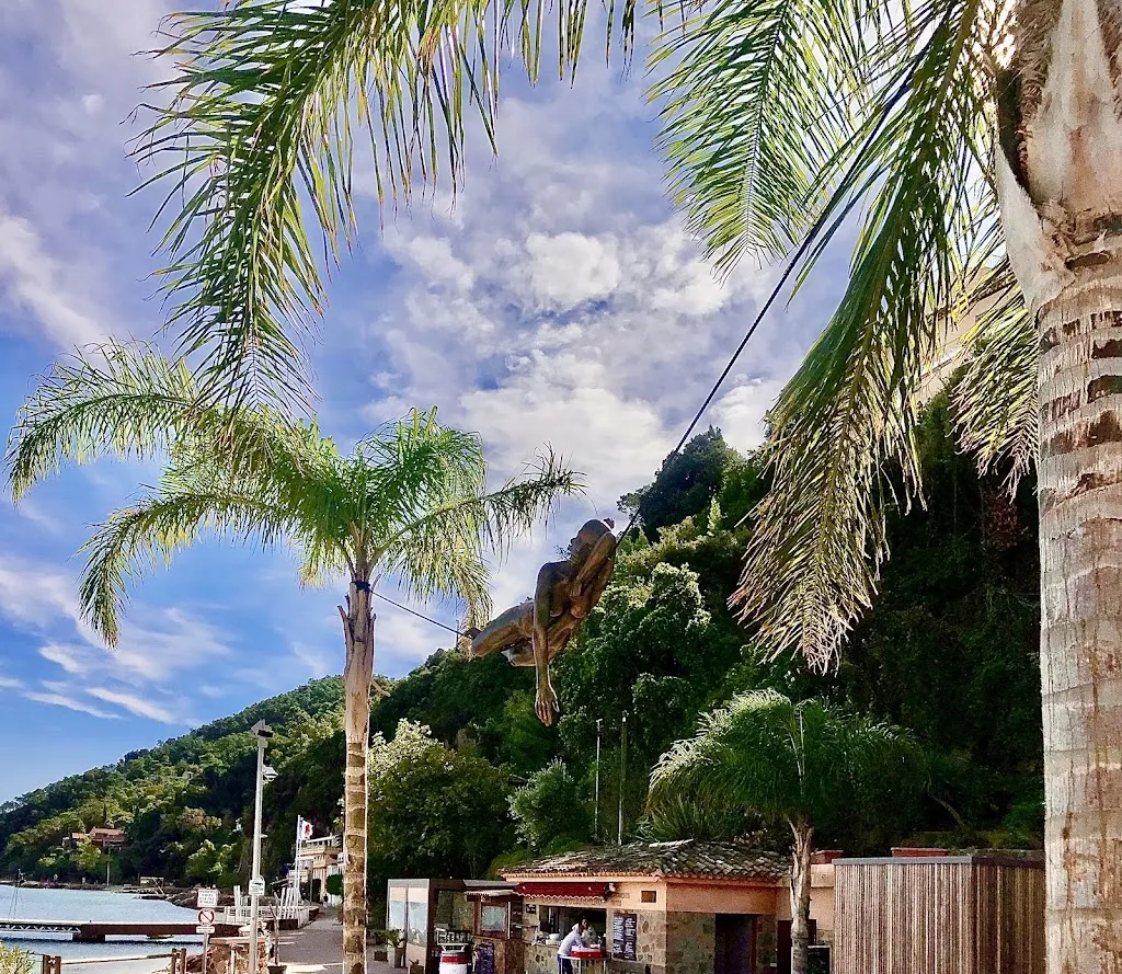 Le Neon Ecarlate_Théoule-sur-Mer_slider_image_2