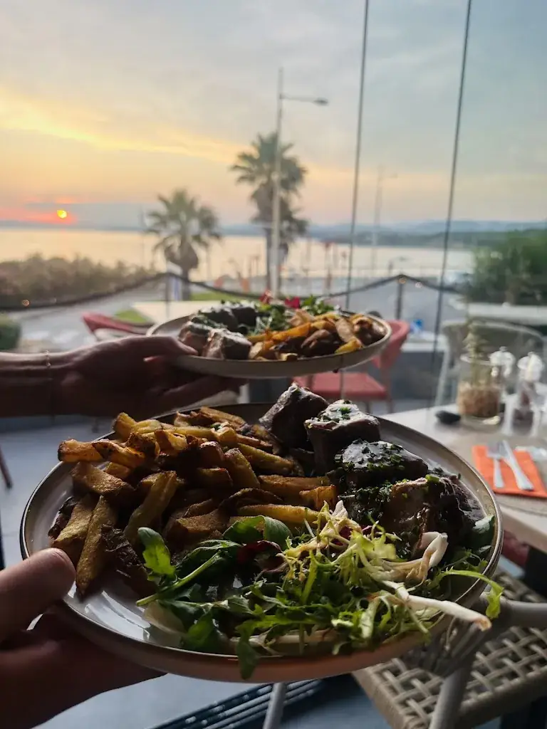 Restaurant La Terrasse_Six-Fours-les-Plages_slider_image_2