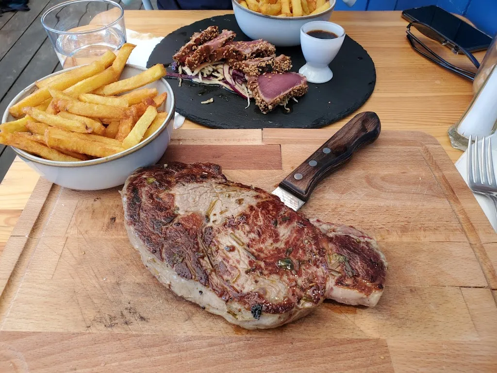 Gustavo Godoi_Le Venus du Gaou_Six-Fours-les-Plages_review