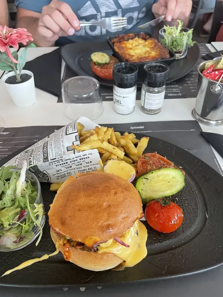 Menu_Restaurant La Voile_Six-Fours-les-Plages_immagine_9