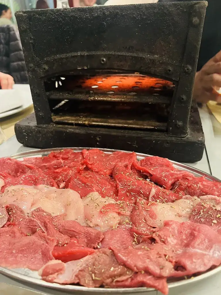 Leisia SABOTIN_Blues Beach_Six-Fours-les-Plages_recensione