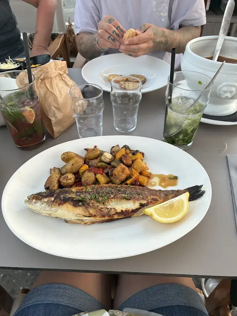 Natalia MITIAEVA_Le Bistro_Six-Fours-les-Plages_recensione