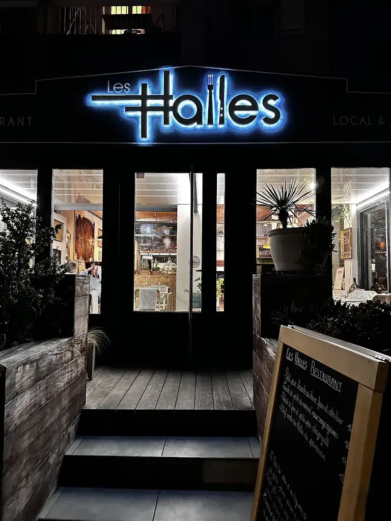 bourles chrystelle_Les Halles Restaurant_Six-Fours-les-Plages_review