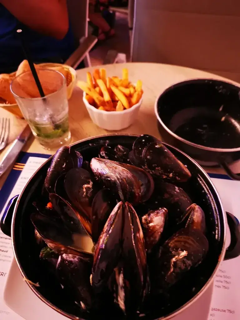 Menu_Restaurant le p’tit dauphin_Six-Fours-les-Plages_image_6