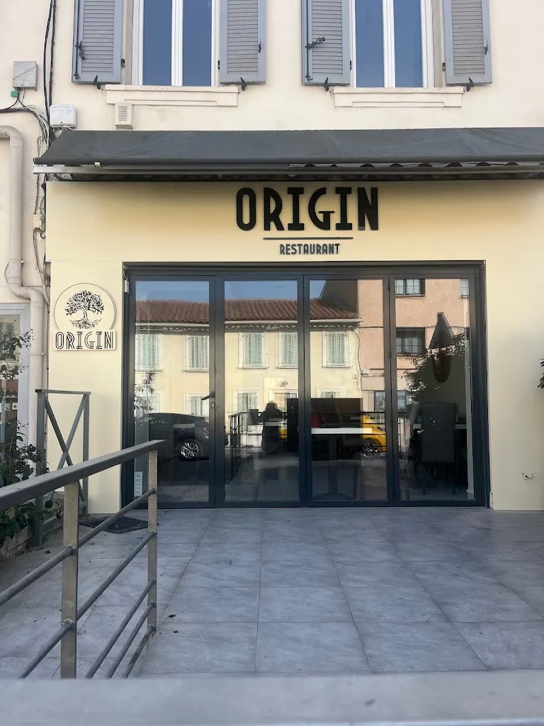 Origin restaurant in Six-Fours-les-Plages