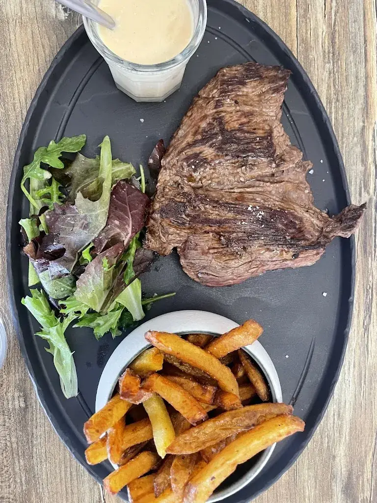 CARPENTIER Laurent_Manon Des Sources_Six-Fours-les-Plages_review