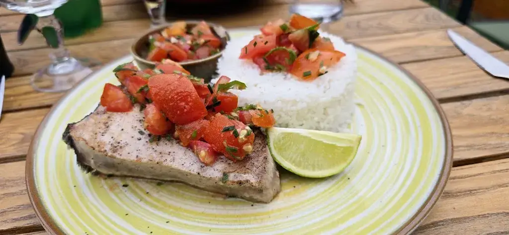 Audrey LE MANAC'H_Les jardin d'hercule_Six-Fours-les-Plages_review