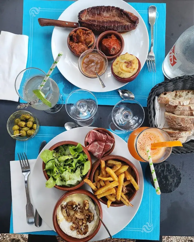 Mariana Salamon_Restaurant The Inn Du Mont Salva_Six-Fours-les-Plages_review