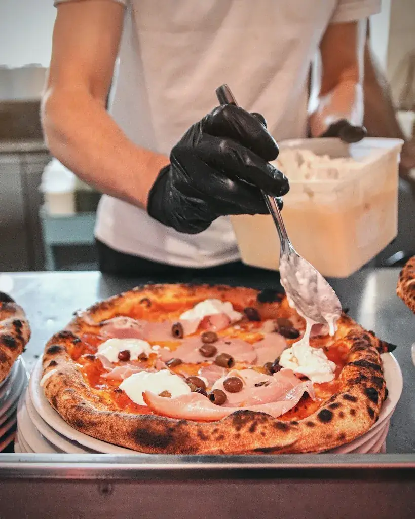 Popolo_Six-Fours-les-Plages_slider_image_3