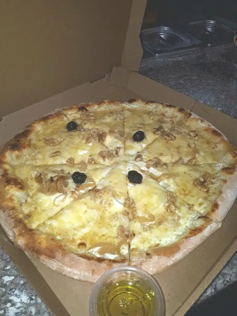 O TOUT VA BIEN_Six-Fours-les-Plages_slider_image_3