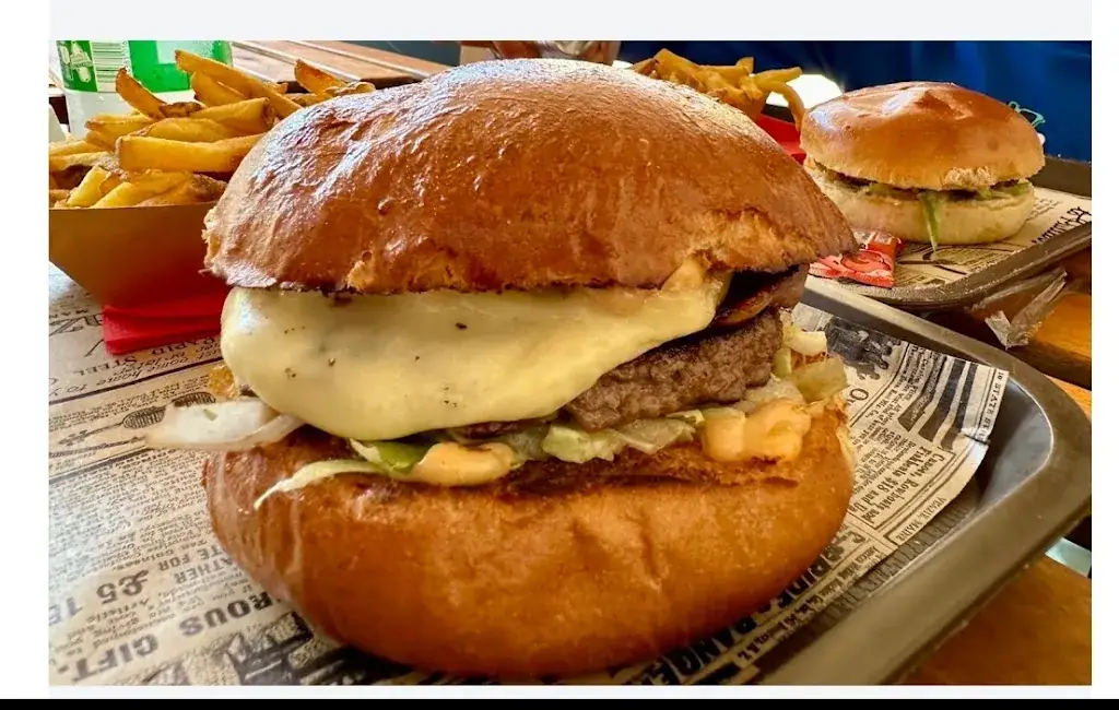 La Cantine Du Brusc_Six-Fours-les-Plages_slider_image_3