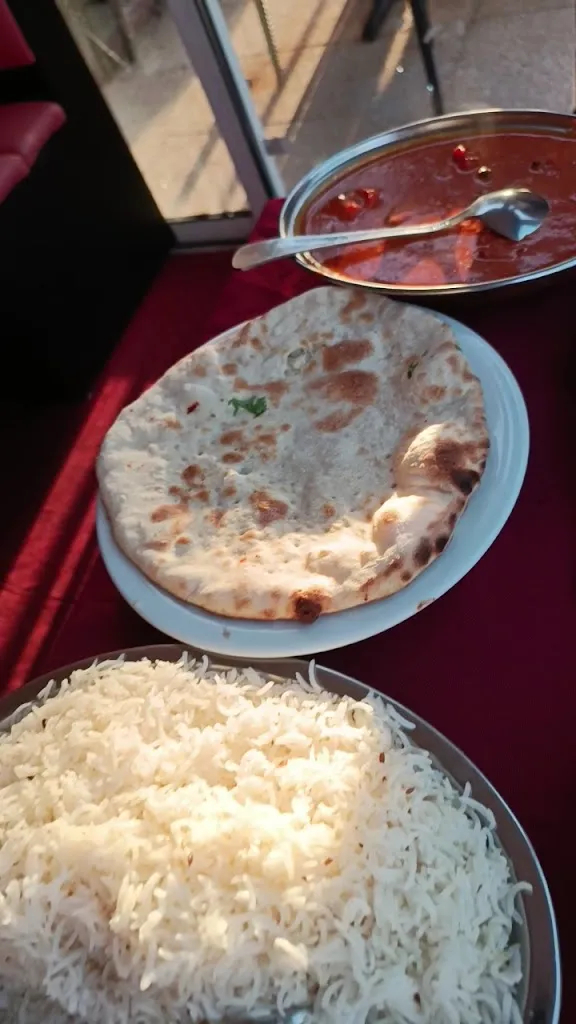 Le Taj_Six-Fours-les-Plages_slider_image_2