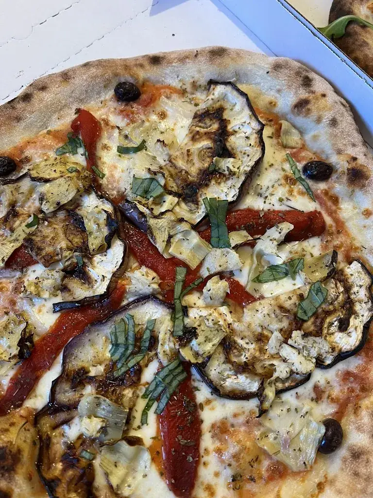 Cidjy Garnier_Nuova Casa_Tourrette-Levens_review