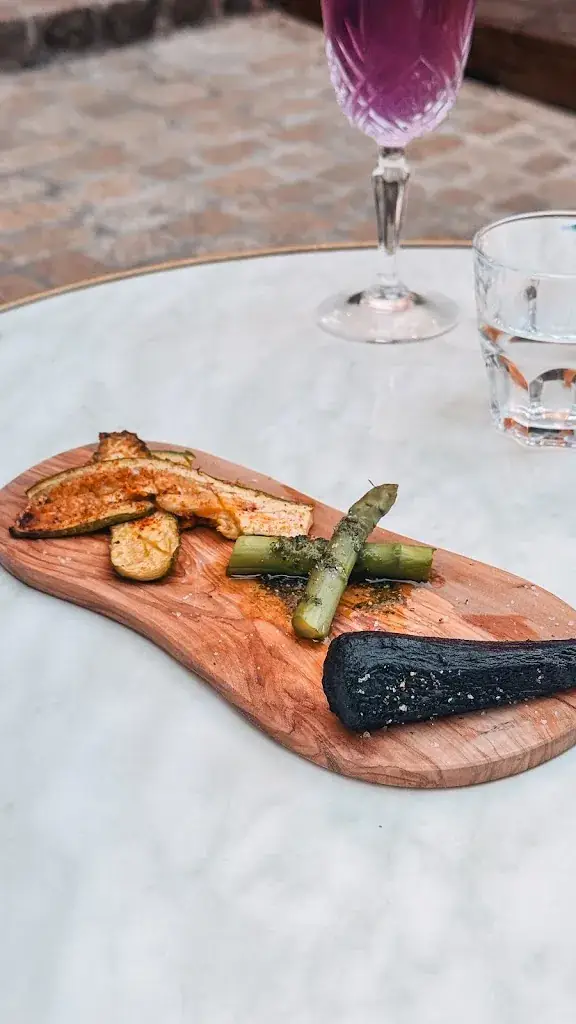 Ala Pok_Le bouchon_Tourrettes-sur-Loup_review