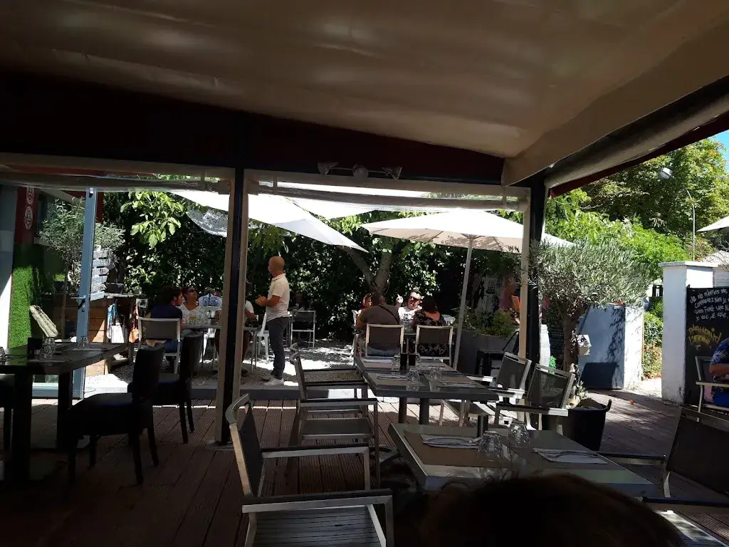 L'Avenue ristorante a Tourves