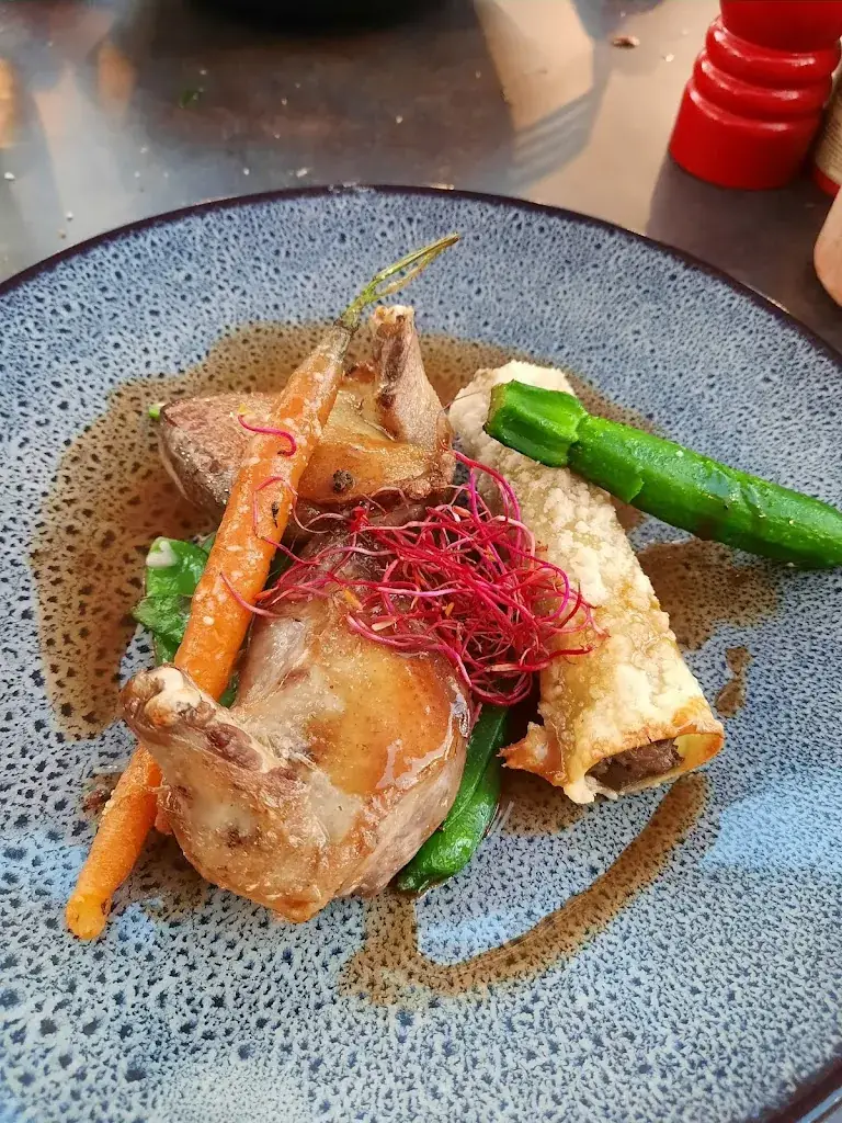 Le Bouillon Des Gourmets_Tourves_slider_image_2