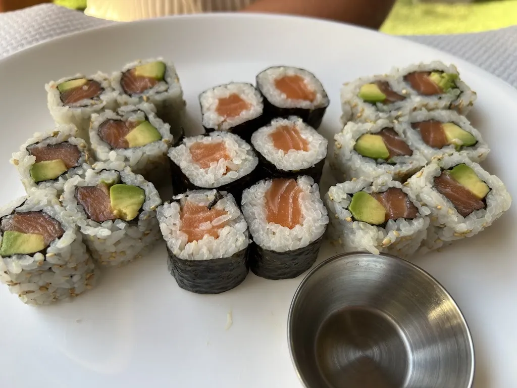 Hans Goertz_Douang Dee_Tourves_review