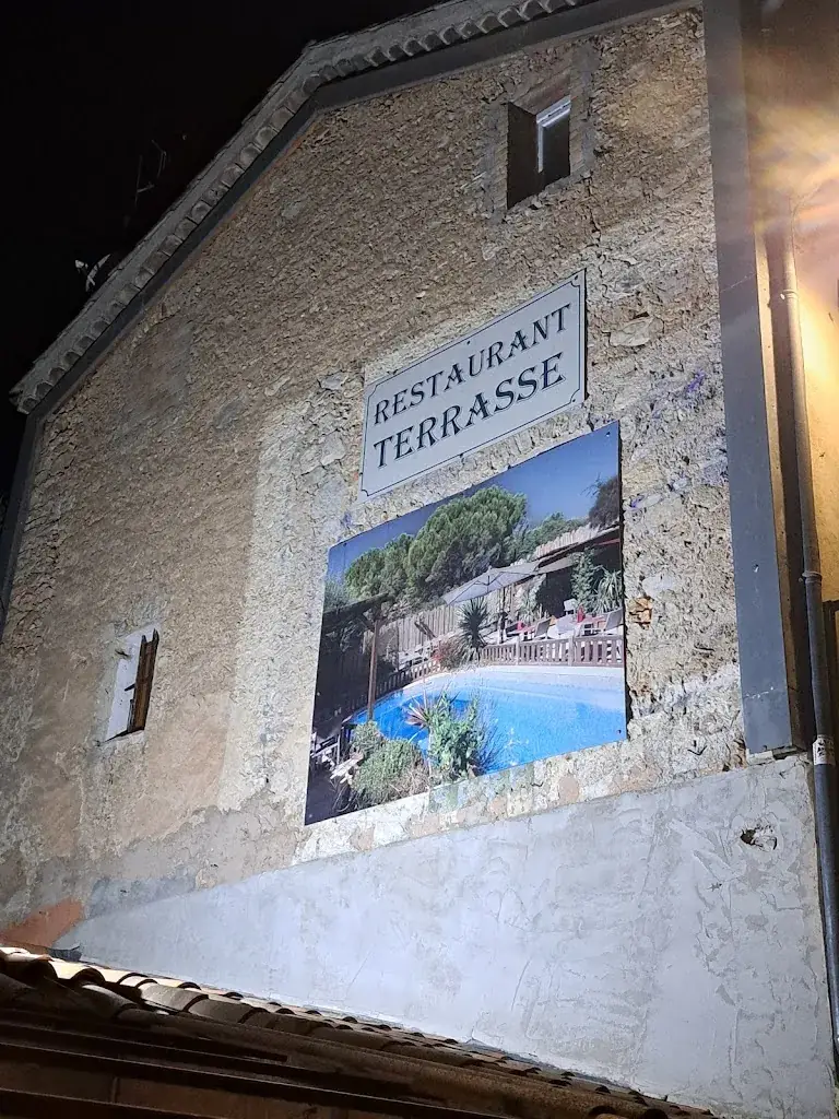 Cécile Droguet_Le Moulin de la Gardiole_Trans-en-Provence_review