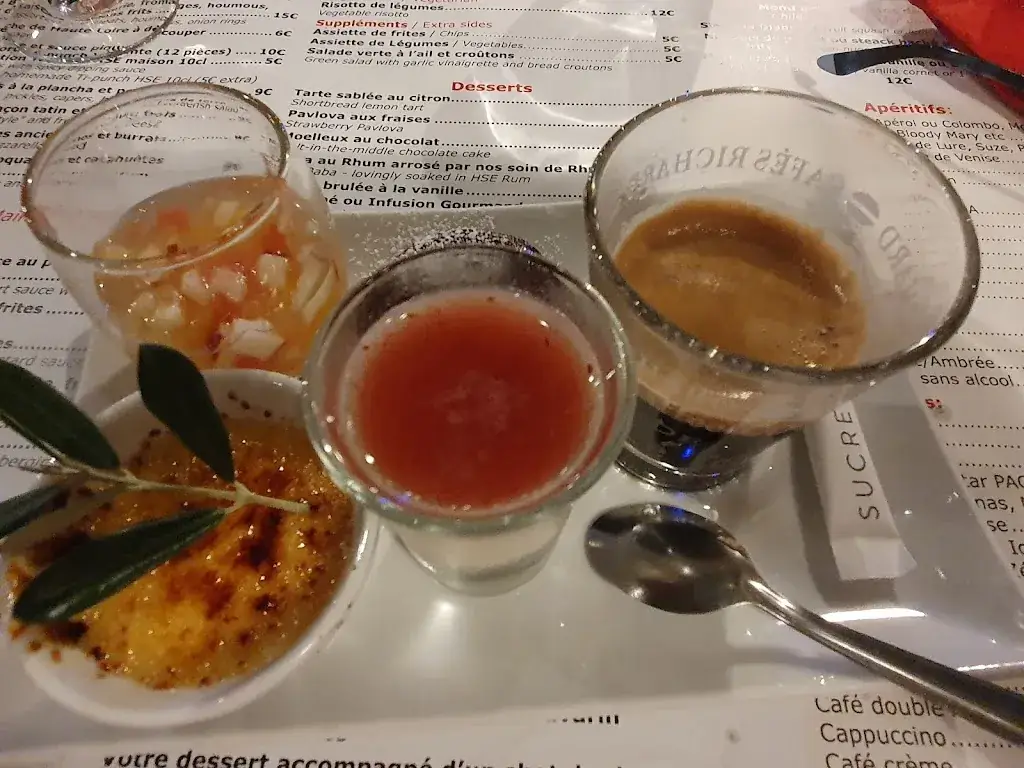 Manjira Sen-Gosain_Les Acacias_Uchaux_review