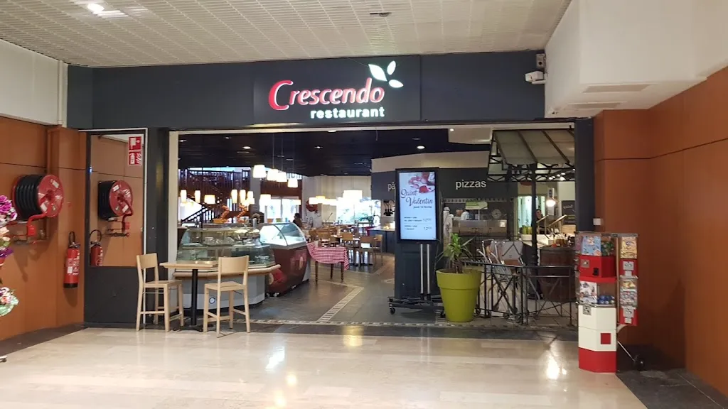 Crescendo Restaurant_Thiers_slider_image_1